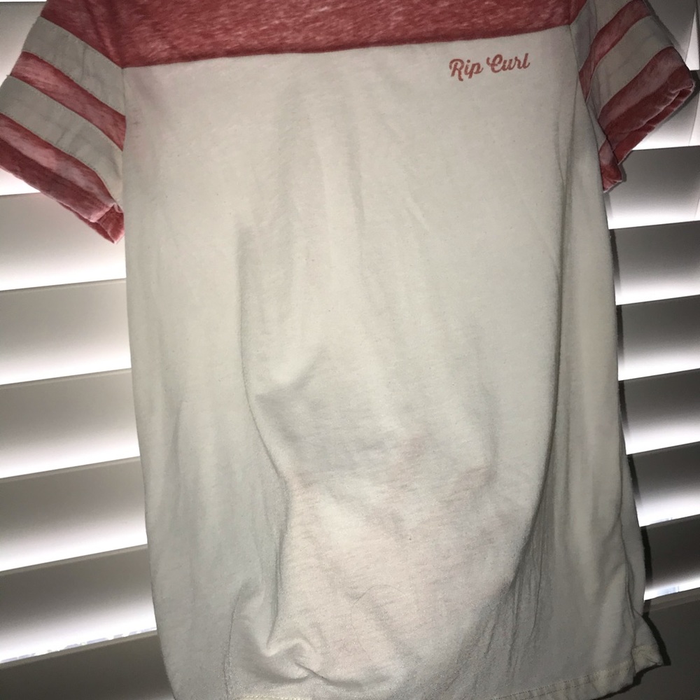 Pink Rip Curl T-Shirt - Picture 5 of 5